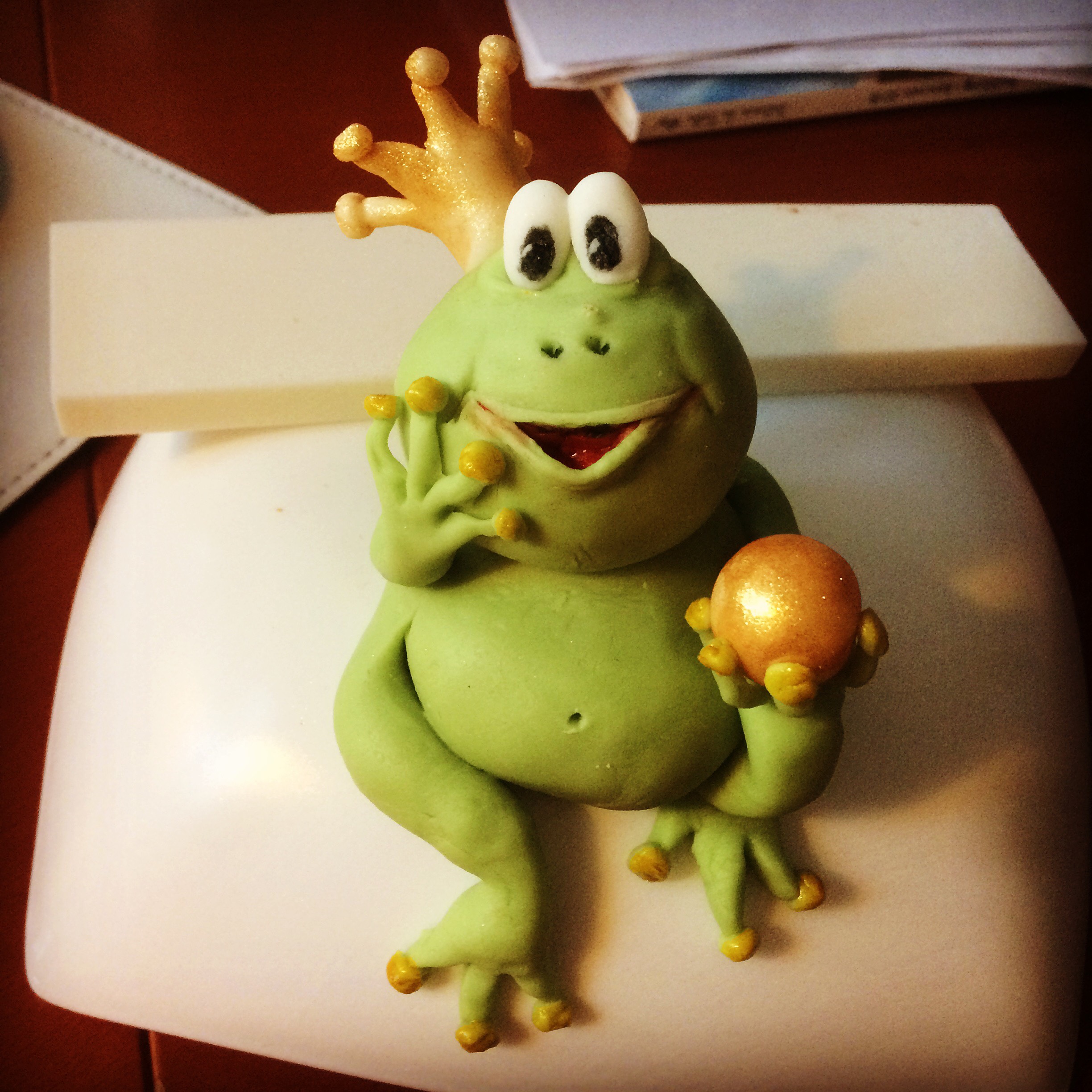 Frosch-Baby Torte, Tortenfiguren